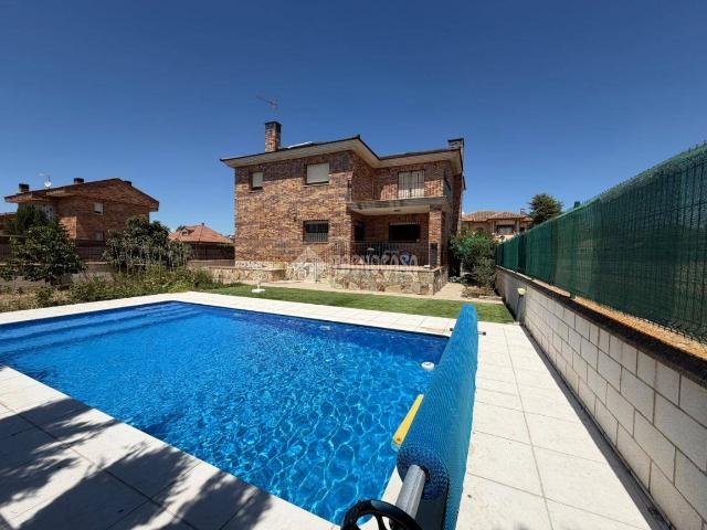 Casa chalet en Venta en Valdetorres de Jarama