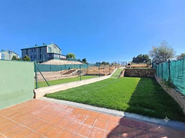 Casa chalet en Venta en Valdorros