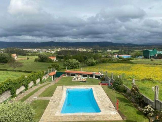 Casa chalet en Venta en Valdoviño