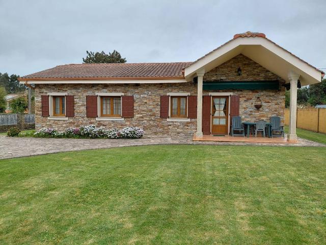 Casa chalet en Venta en Valdoviño