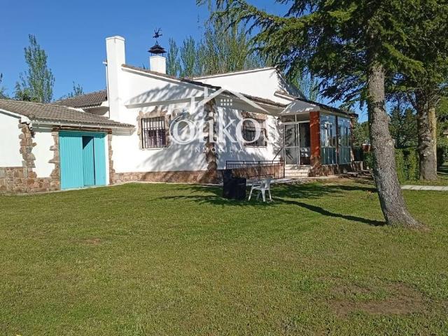 Casa chalet en Venta en Valdunciel