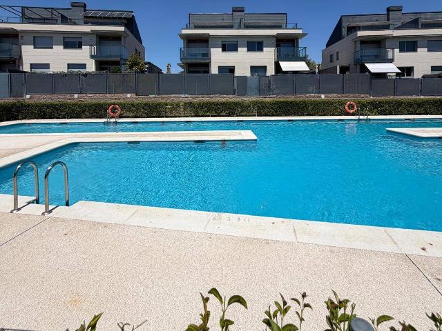 Casa chalet en Venta en Valenoso