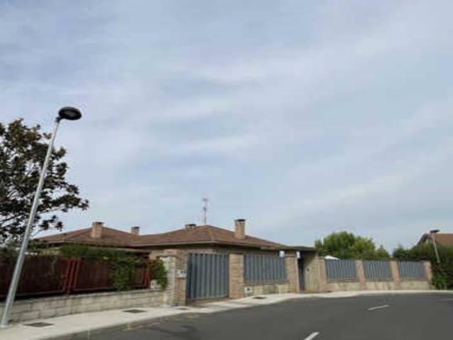 Casa chalet en Venta en Valencia de Don Juan