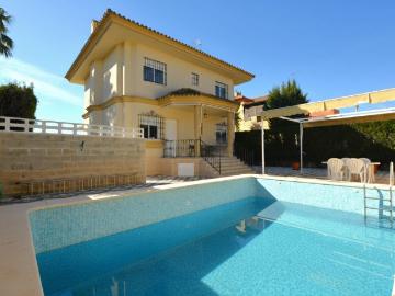 Casa chalet en Venta en Valencina de la Concepción