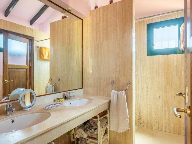 Casa chalet en Venta en Valencina de la Concepción