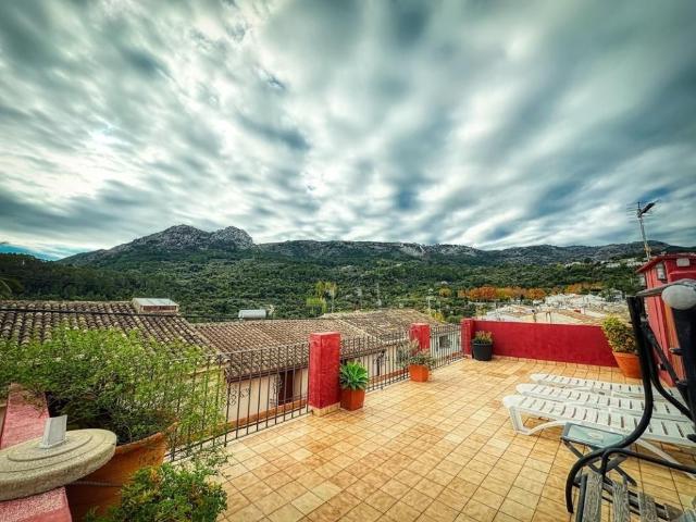 Casa Chalet en Venta en Vall De Laguar, La Alicante