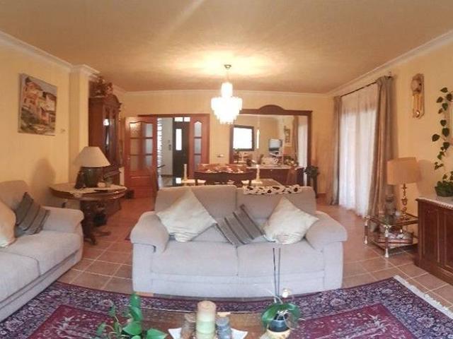 Casa chalet en Venta en Vall llobrega