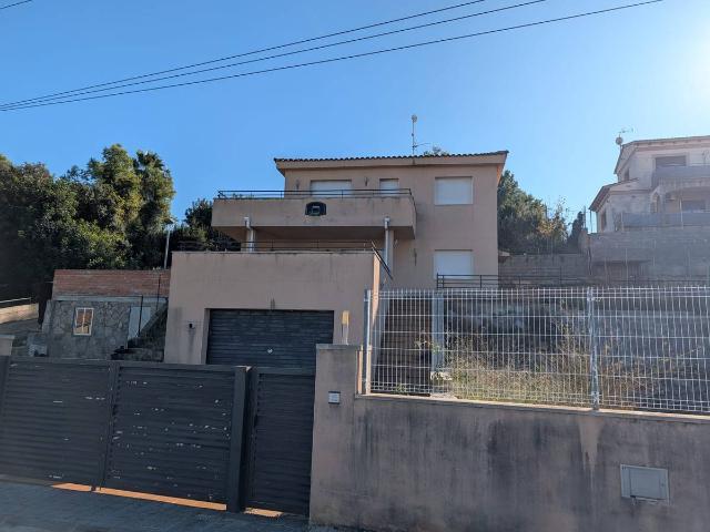 Casa chalet en Venta en Valldemar Montmar