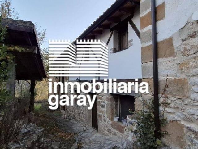 Casa chalet en Venta en Valle de Valdebezana