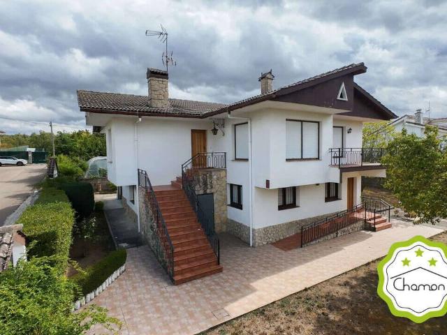 Casa chalet en Venta en Valle de Losa