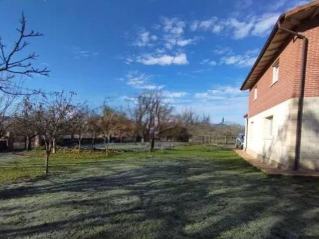 Casa chalet en Venta en Valle de Losa