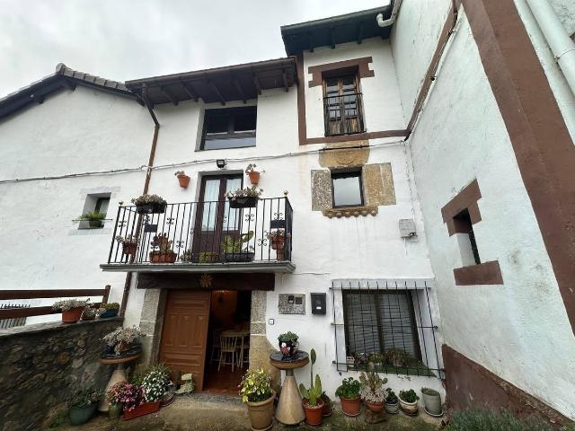 Casa chalet en Venta en Valle de Mena