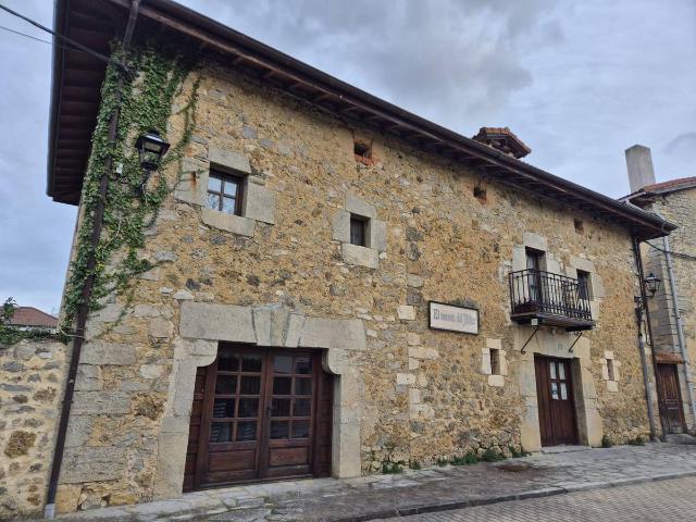 Casa chalet en Venta en Valle de Mena