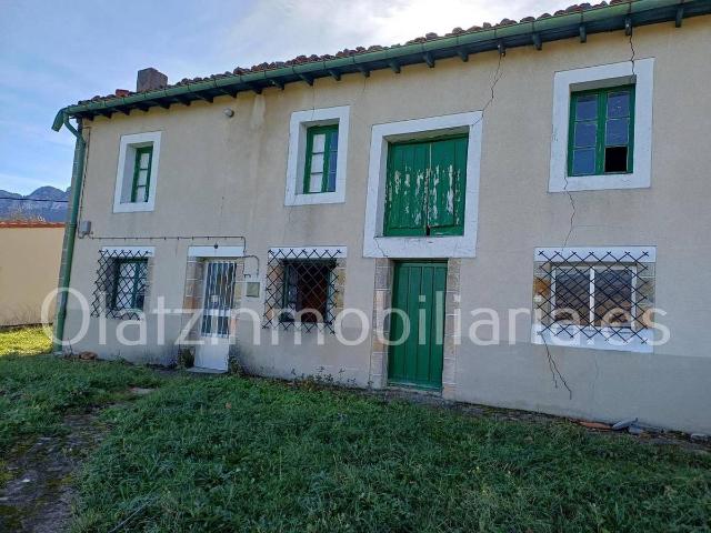 Casa chalet en Venta en Valle de Mena