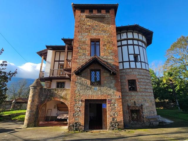 Casa chalet en Venta en Valle de Mena