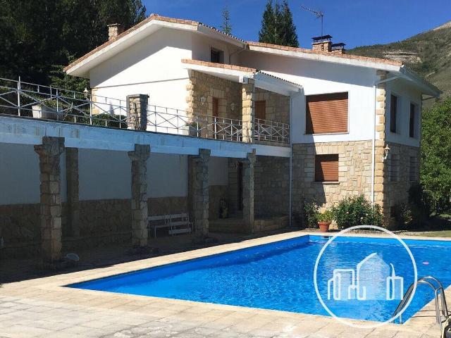 Casa chalet en Venta en Valle de Sedano
