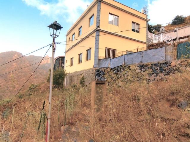 Casa chalet en Venta en Vallehermoso