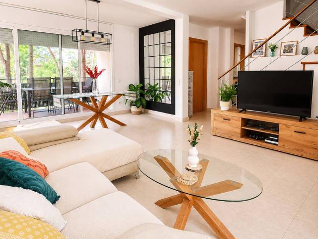 Casa chalet en Venta en Vallirana