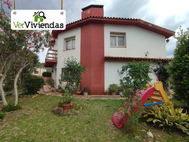 Casa chalet en Venta en Vallirana