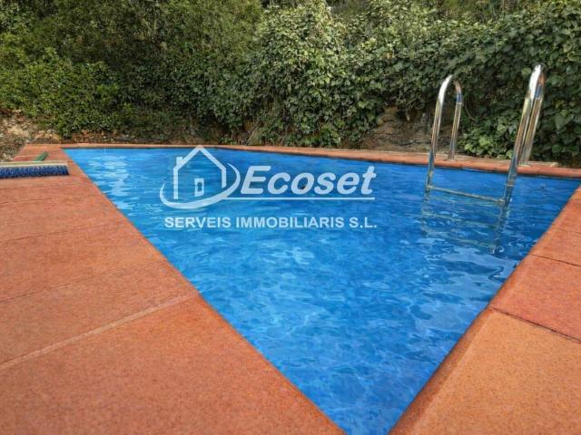 Casa chalet en Venta en Vallirana