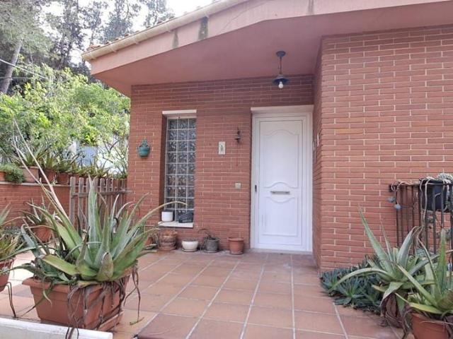 Casa chalet en Venta en Vallirana