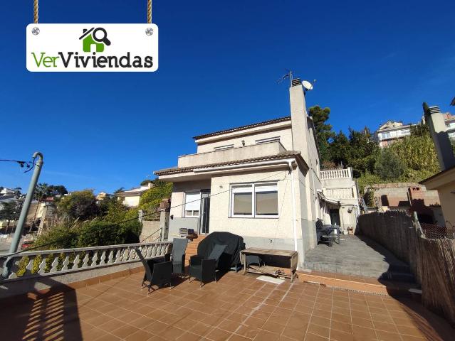 Casa chalet en Venta en Vallirana