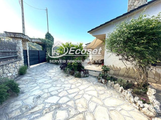 Casa chalet en Venta en Vallirana