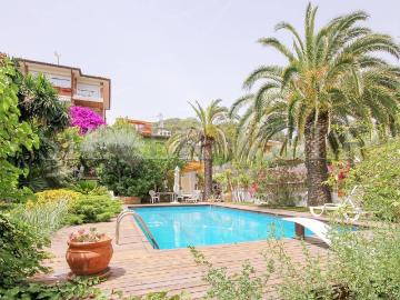 Casa chalet en Venta en Vallirana