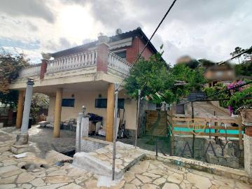 Casa chalet en Venta en Vallirana
