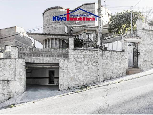 Casa chalet en Venta en Vallirana