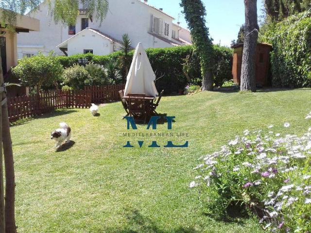 Casa chalet en Venta en Vallpineda Rocamar