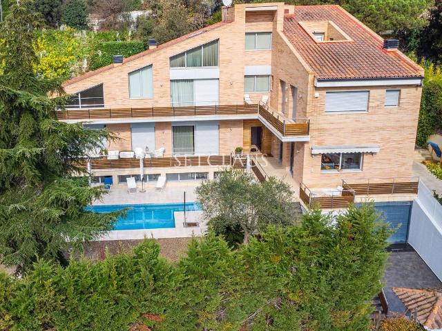 Casa chalet en Venta en Vallromanes
