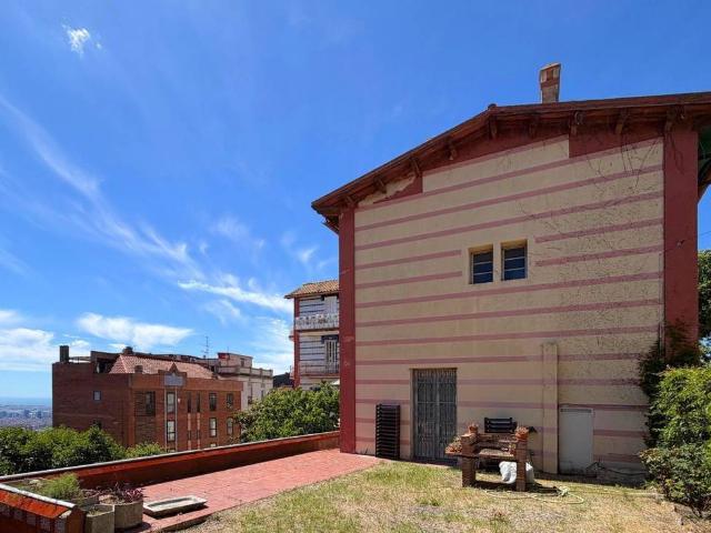 Casa chalet en Venta en Vallvidrera Tibidabo Les Planes