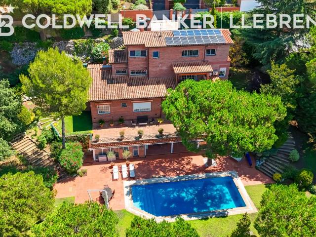 Casa chalet en Venta en Vallvidrera Tibidabo Les Planes