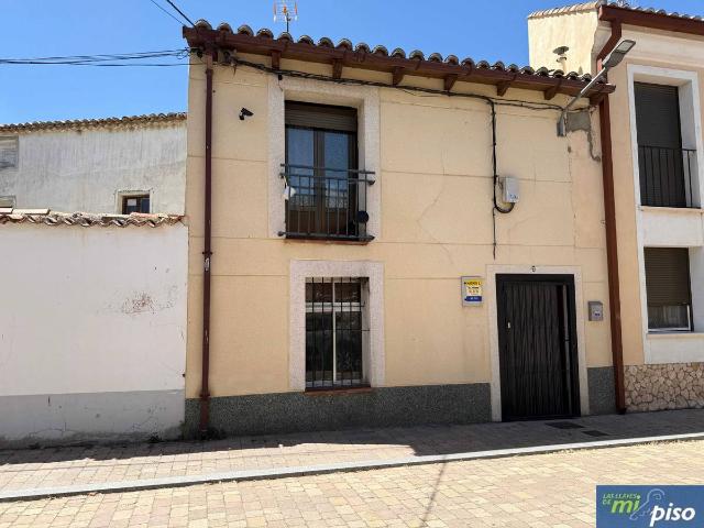 Casa chalet en Venta en Valoria la Buena