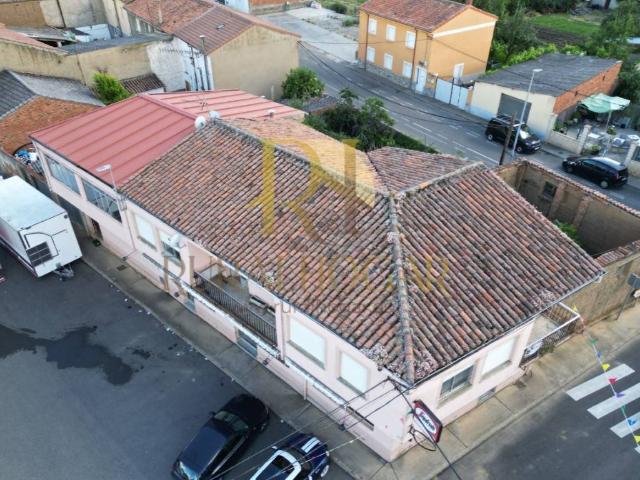 Casa chalet en Venta en Vega de Infanzones
