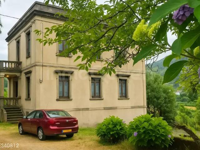 Casa chalet en Venta en Vegadeo