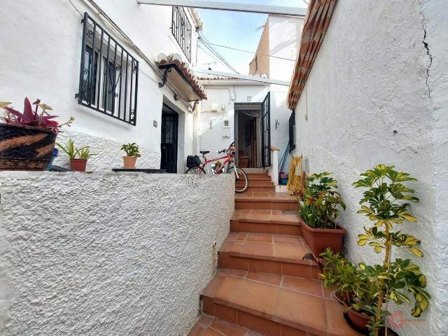 Casa chalet en Venta en Vélez de Benaudalla