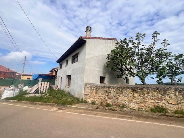 Casa chalet en Venta en Verdicio Bañugues Cabo Peña