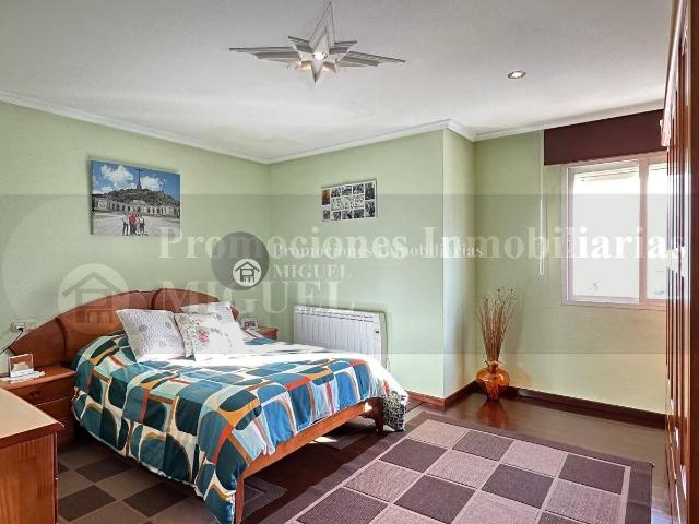 Casa chalet en Venta en Verín