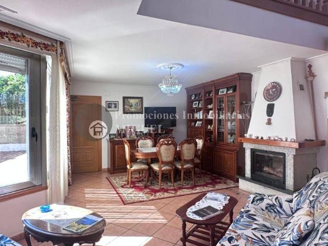 Casa chalet en Venta en Verín