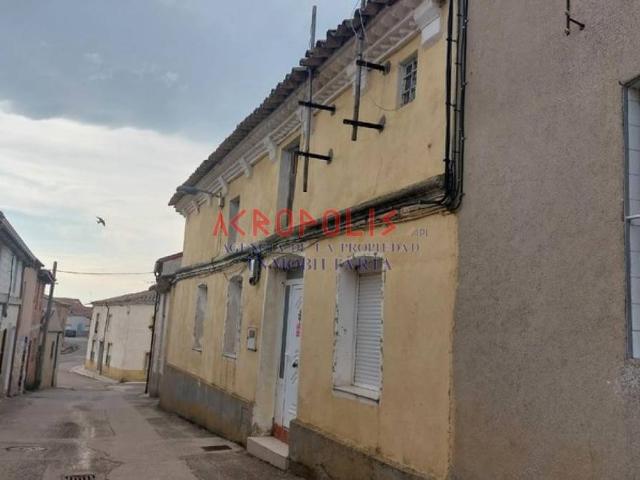 Casa chalet en Venta en Vezdemarbán