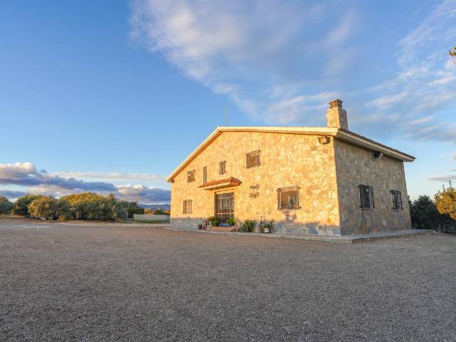 Casa chalet en Venta en Vinyols i els Arcs