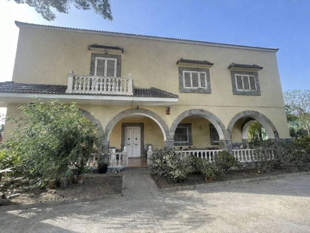 Casa chalet en Venta en Viator