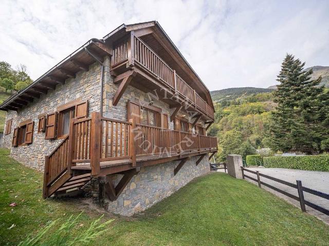 Casa chalet en Venta en Vielha