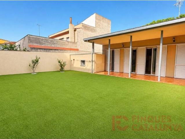 Casa chalet en Venta en Vila roja