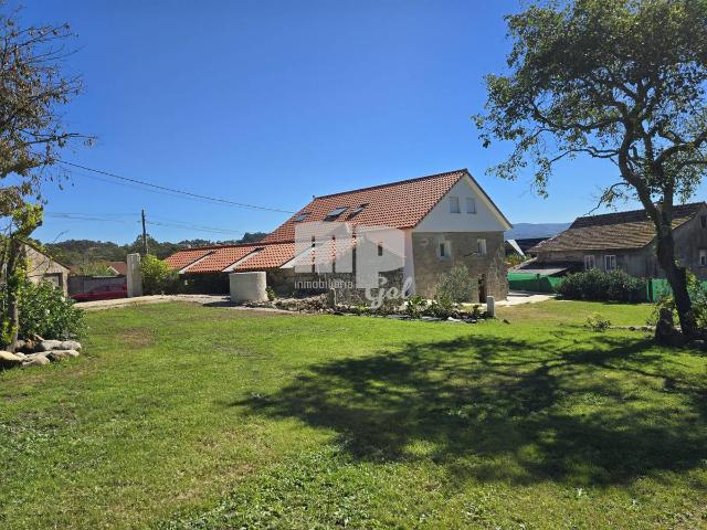 Casa chalet en Venta en Vilaboa