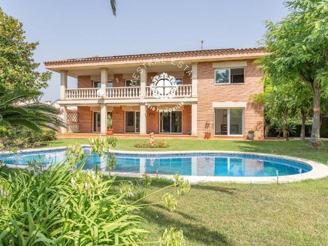 Casa chalet en Venta en Vilafortuny