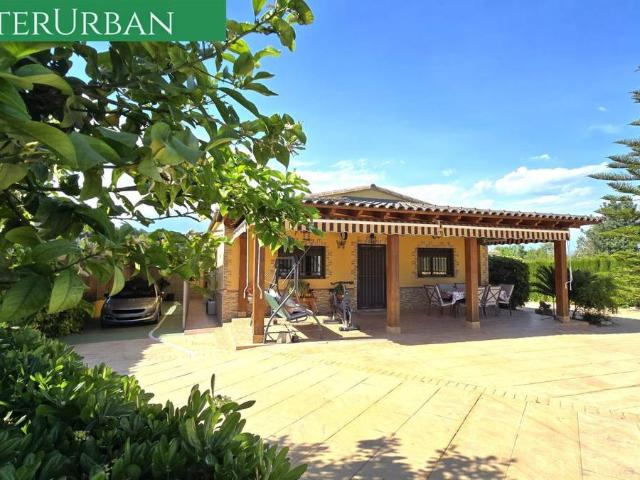 Casa chalet en Venta en Vilamarxant