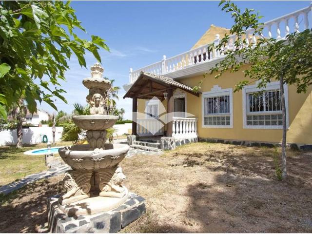 Casa chalet en Venta en Vilamarxant